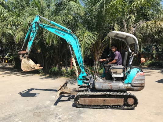 ขายแบคโฮ KOBELCO SK30(ปั้มนิ้ว)(คอนโทลน้ำมัน)(ลายหัวแย๊ก) ครบๆ สวยเดิมจากญี่ปุ่น ทำงานสมบูรณ์ทุกระบบ รับรองไม่ผิดหวัง 245,000 เท่านั้น!!