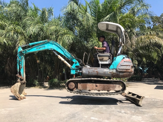ขายแบคโฮ KOBELCO SK30(ปั้มนิ้ว)(คอนโทลน้ำมัน)(ลายหัวแย๊ก) ครบๆ สวยเดิมจากญี่ปุ่น ทำงานสมบูรณ์ทุกระบบ รับรองไม่ผิดหวัง 245,000 เท่านั้น!!