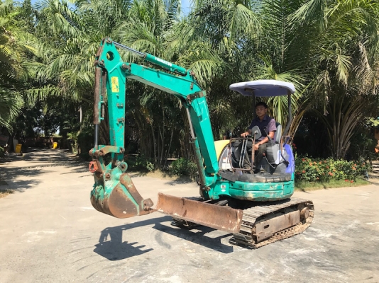 ขายแบคโฮ KOMATSU 27MR-1 PC30(ปั้มนิ้ว)(คอนโทลน้ำมัน) ครบๆ สวยเดิมจากญี่ปุ่น ทำงานสมบูรณ์ทุกระบบ รับรองไม่ผิดหวัง 285,000 เท่านั้น!!