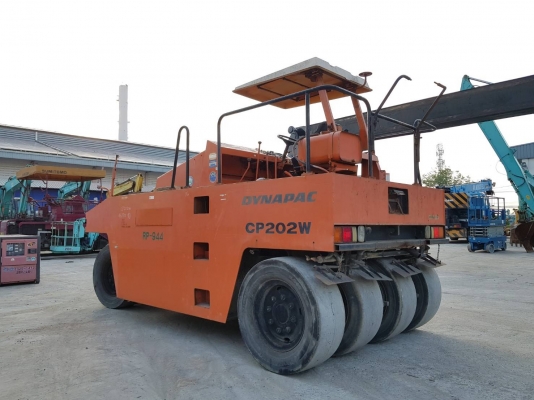 ถึงไทยแล้ว DYNAPAC CP202W จากญี่ปุ่น เกียร์ธรรมดา ปี1999 ใช้งาน 4,000ชม.สวยๆ โทร 092-929-9942 ธีรเทพ