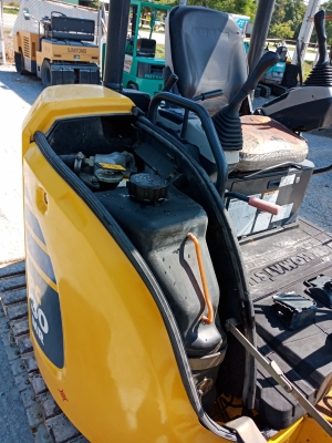 มาใหม่ ถึงไทยแล้วคับ KOMATSU PC 30MR-2 จากญี่ปุ่น 800ชั่วโมง สวยมาก โทร.086-303-9797 กู๋อ๋า