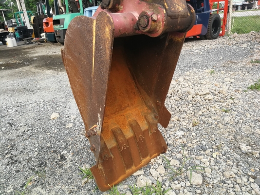 ถึงไทยแล้วจ้า KOMATSU PC 30MR-3 นำเข้าจากญี่ปุ่นโดยตรง ชั่วโมงทำงานน้อย พร้อมตู้เก๋งสวยๆ โทร.090-986-2521 อ๊อบ