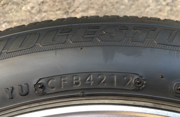 ล้อแม็ก Honda Jazz ขอบ15 พร้อมยาง 175-65-15 Bridgestone แม็กสภาพดี