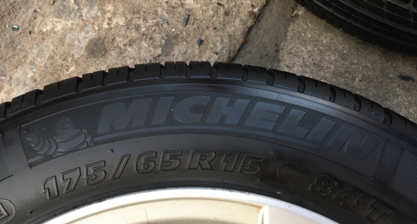 ล้อแม็ก Honda City ขอบ15 พร้อมยาง 175-65-15 Michelin ปี 14