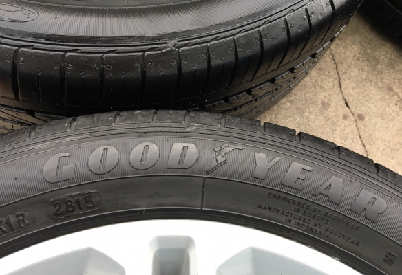 ล้อแม็ก Ford Fiesta ขอบ 16 พร้อมยาง 195-50-16 Goodyear ปี 15 สภาพดี ดอกยางหนา