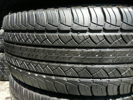 ขายยาง 265/60R18 มิชลิน ปี17 ดอกยางเต็มสดมากไม่ร้าวไม่กินข้างไม่มีปะ ชุดละ 7900 บาท พร้อมใส่ ถ่วง ฟร