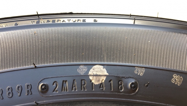 ยางใหม่ป้ายแดง Dunlop 245-65-17 ปี 18 ยางสวยกริ๊บ ตุ่มอลัง เส้นสีชัด ยางใหม่ป้ายแดง Dunlop 245-65-17 ปี 18 ยางสวยกริ๊บ ตุ่มอลัง เส้นสีชัด
