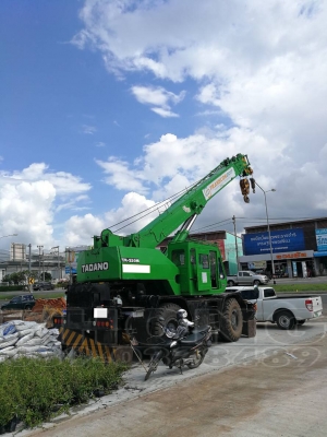 ขาด่วน รถเครน 25 ตัน Tarano tr250m รุ่น3 รถสภาพเก่านอกใช้งานน้อย พร้อมทะเบียน เพียง 1550000 คับ ขาด่วน รถเครน 25 ตัน Tarano tr250m รุ่น3 รถสภาพเก่านอกใช้งานน้อย พร้อมทะเบียน เพียง 1550000 คับ