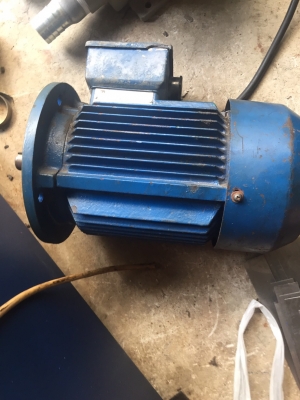 มอเตอร์ 2 แรง 1400 RPM