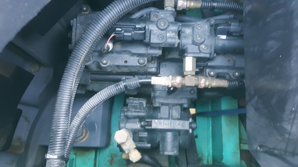 รถเข้าใหม่KOBELCO SK135SR-1ES YY04-09762 รถปีใหม่ใช้งานมาน้อย5000กว่าชั่วโมง