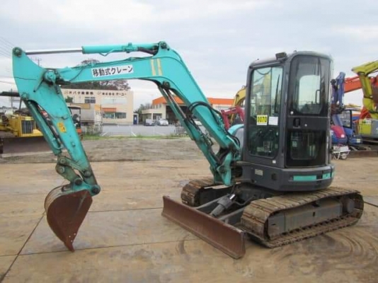 มาใหม่จ้า..KOBELCO SK40SR-3  สภาพสวย  เครื่องปั๊มดี  ใช้งานมาน้อย  พร้อมใช้  โทร 089-3818694 จ๊อย