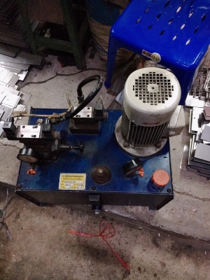 ชุดถังไฮดรอลิค 2 แรง   พร้อมใช้งาน