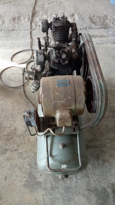 ปั๊มลมเก่าญี่ปุ่น  IWATA MINICON