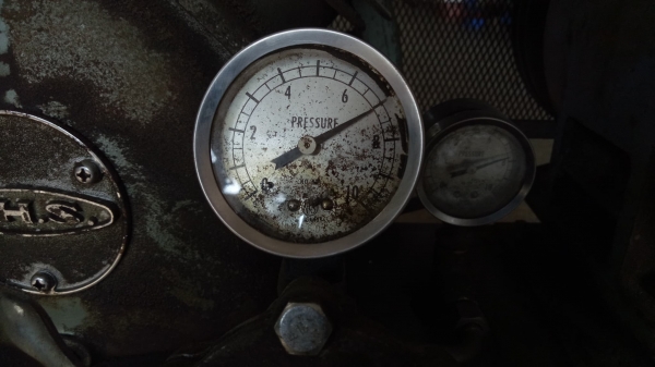 ปั๊มลมเก่าญี่ปุ่น  IWATA MINICON