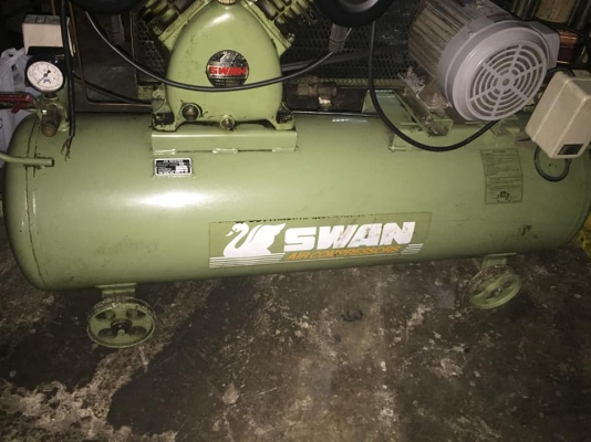 ปั๊มลมยี่ห้อ swan 150 ลิตร สภาพดี เดิมหมด มอเตอร์ 3 แรงไฟ 380 2 สูบ เกือบใหม่