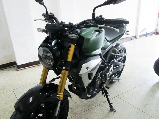 (โอนฟรี) ขาย Honda CB 150 R ไมล์ 1392 กม ปี 2017 รถหัวฉีดประหยัดน้ำมัน (โอนฟรี) ขาย Honda CB 150 R ไมล์ 1392 กม ปี 2017 รถหัวฉีดประหยัดน้ำมัน