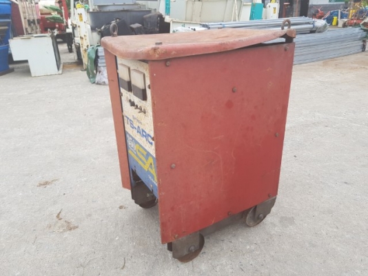 ตู้เชื่อม ยี่ห้อ HITACHI รุ่น 350SA