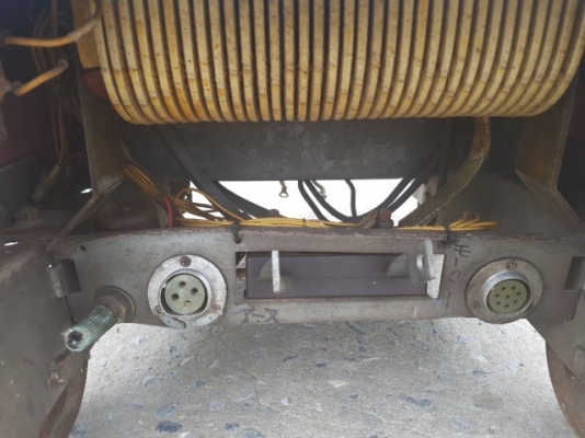 ตู้เชื่อม ยี่ห้อ HITACHI รุ่น 350SA