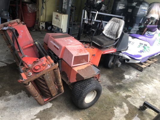 ขาย รถตัดหญ้าตัดกรีนแบบ3แก๊งเครื่องยนต์ดีเซล3สูบเครื่องติดได้ปกติแต่เอาไปเก็บงานนิดหน่อย ราคา33,000