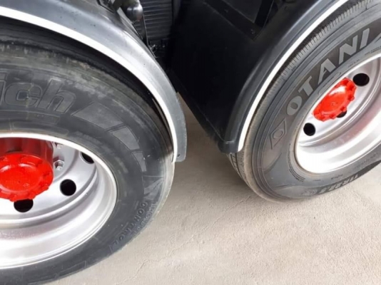 10ล้อหัวลาก Isuzu FXZ 320ปี50maxLoad หัวบาง สีเดิม แชซซีสวย ภายในเต็มจัดแน็นใด้