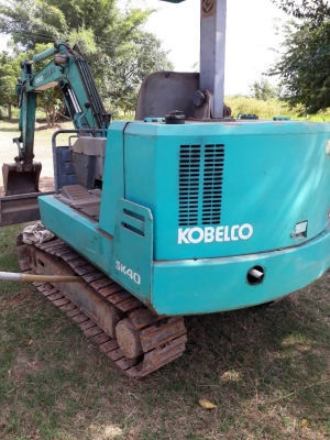 ขาย KOBELCO SK 40  พร้อมรถลาก  ราคา  380,000 บาท