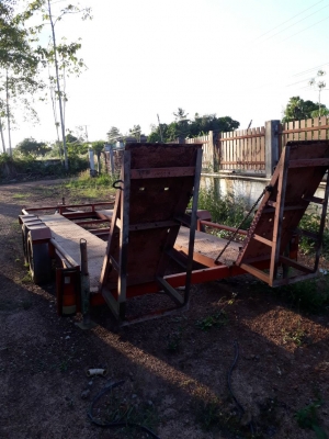 ขาย KOBELCO SK 40  พร้อมรถลาก  ราคา  380,000 บาท