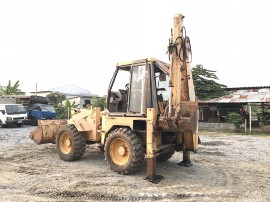 ขาย 225,000 รถตักหน้าขุดหลัง FOREDIL 4013C เครื่องดี เกียร์แรง ยางสวย ระบบพร้อมใช้ เอกสารชื่อขาย  รถอยู่  นครปฐม โทร 0610710295  สนใจ รายการสินค้า อื่นๆ ที่ เว็ปไชค์ Truck2Hand https://www.truck2hand.com/index.php?actions=content/search&amp;member_id=1361