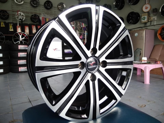 แม็กใหม่งานไทยแท้ ยาชิโยดะ ขอบ 15 กว้าง 6.5 ออฟ 38 ใส่อีโค่คาร์ไม่ติดซุ้ม