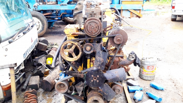 ขายเครื่อง CAT 3208 (V8) เก่านอกนำเข้า มี 2 เครื่องให้เลือก โทร 084-5424150