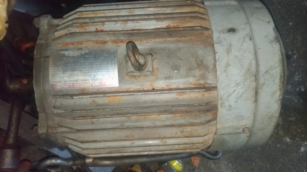 หัวปั้มลมฟูเซ็ง5แรง+มอเตอร์มิตซู5hp