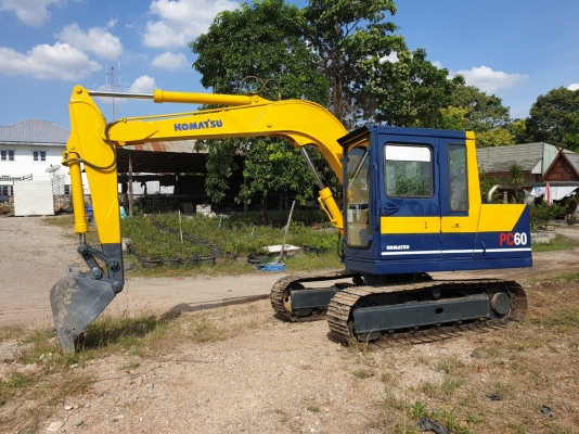 ขายแบคโฮ KOMATSU PC60-3 ขายแบคโฮ KOMATSU PC60-3