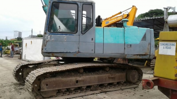 KOMATSU 200-5