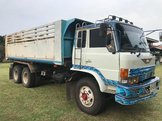 สิบล้อฮีโน่ ดั๊ม 2 เพลา พวงมาลัยพาวเวอร์ เบรคจิฟฟี่ เครื่อง 195