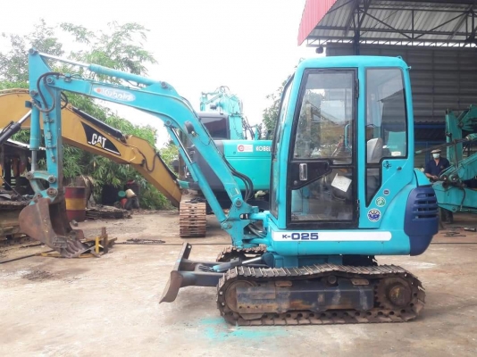 ขายจ้า..KUBOTA K025  เก่านอกแท้  สภาพสวย   มีลายแย๊ก  ผานดัน  เครื่องปั๊มดี  พร้อมใช้  โทร 089-3818694  จ๊อย