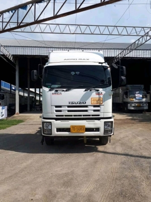 Isuzu 360 แรง ธันวา 57 สิบล้อหัวลาก สวยเดิมทุกชิ้น ยางเต็ม ไมล์สองแสนปลายๆ ทะเบียนพร้อม เครดิตดีใช้เงินดาว์นน้อย