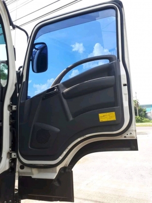 Isuzu 360 แรง ธันวา 57 สิบล้อหัวลาก สวยเดิมทุกชิ้น ยางเต็ม ไมล์สองแสนปลายๆ ทะเบียนพร้อม เครดิตดีใช้เงินดาว์นน้อย