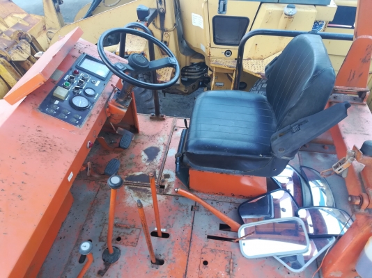 ขายรถบด 7 ล้อยางเก่านอก DYNAPAC CP202W สนใจโทร 061-4194021 ภู