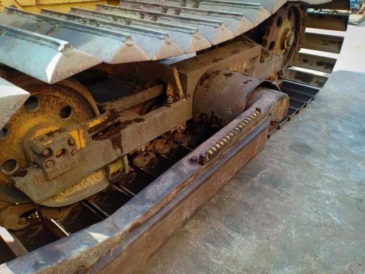มาใหม่จ้า..KOMATSU D20PL-7  เก่านอกแท้  สภาพสวย  เดิมๆๆเครื่องปั๊มดี  แทรค 70  พร้อมใช้ โทร 089-3818694  จ๊อย