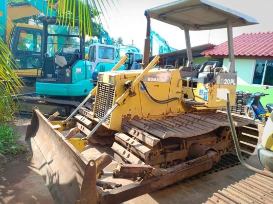 มาใหม่จ้า..KOMATSU D20PL-7  เก่านอกแท้  สภาพสวย  เดิมๆๆเครื่องปั๊มดี  แทรค 70  พร้อมใช้ โทร 089-3818694  จ๊อย