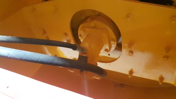 ขายรถบด DYNAPAC.CA251.10 ตันสั่นสะเทือนสองตุ่มมีเรียบกับหนามเล่มทะเบียนราคา 1,050,000