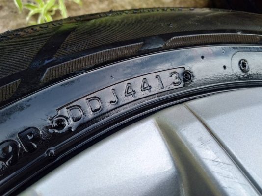 ล้อกระทะเก๋งมิตซูบิชิ ขอบ14 4รู100 พร้อมยางบริดสโตน ปี13 ชุด4ล้อ