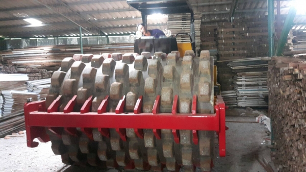 ขาย รถบด DYNAPAC CA251 ขาย รถบด DYNAPAC CA251