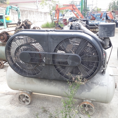 ปั้มลมลุกสุบ Iwata L75-14 แรงดันใช้งาน14บาร์ ปั้มลมลุกสุบ Iwata L75-14 แรงดันใช้งาน14บาร์