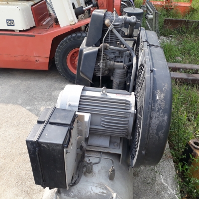 ปั้มลมลุกสุบ Iwata L75-14 แรงดันใช้งาน14บาร์ ปั้มลมลุกสุบ Iwata L75-14 แรงดันใช้งาน14บาร์