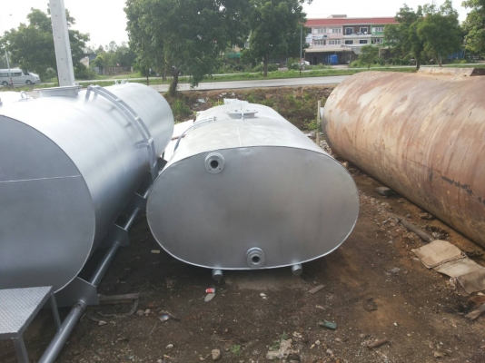 ถังเหล็กสภาพสวยๆ 15000 ลิตรพร้อมใช้งาน