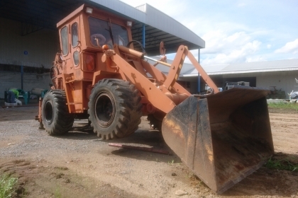 ขายหน้าตักหลังขุด KOMATSU 507 (สภาพดี) ขายหน้าตักหลังขุด KOMATSU 507 (สภาพดี)