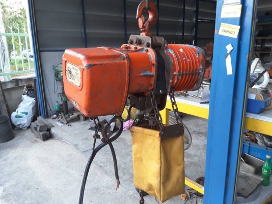 รอกโซ่ไฟฟ้า 500 ก.ก.380V สามเฟส