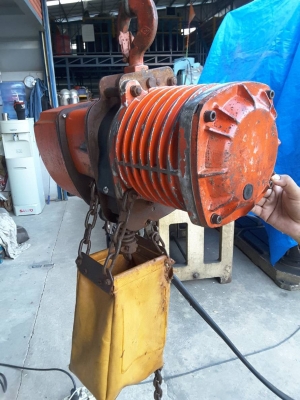 รอกโซ่ไฟฟ้า 500 ก.ก.380V สามเฟส