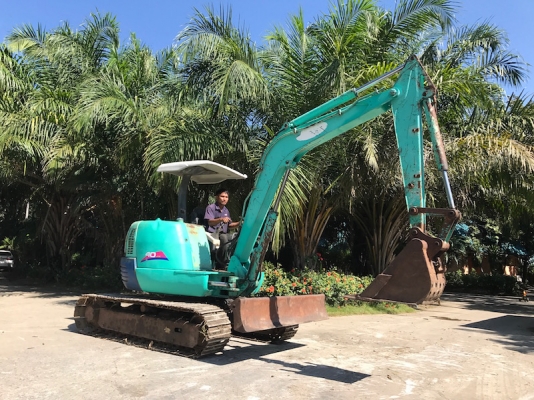 ขายแบคโฮIHI PC40JX(ลายหัวแย๊ก)พิมพ์นิยมเก่านอก100\%(ปั้มนิ้ว)(คอนโทลน้ำมัน)แน่นๆ เดิมจากญี่ปุ่น ทำงานสมบูรณ์ทุกระบบ รับรองไม่ผิดหวัง 285,000 เท่านั้น!!