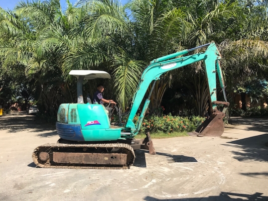 ขายแบคโฮIHI PC40JX(ลายหัวแย๊ก)พิมพ์นิยมเก่านอก100\%(ปั้มนิ้ว)(คอนโทลน้ำมัน)แน่นๆ เดิมจากญี่ปุ่น ทำงานสมบูรณ์ทุกระบบ รับรองไม่ผิดหวัง 285,000 เท่านั้น!!